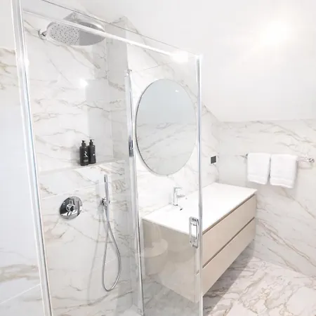 R Cedro House Apartment Como